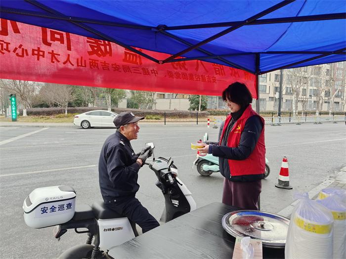 建筑工程中国建筑人才网官网建控集团党委、中建三局安吉两山人才中心党支部开展“情浓